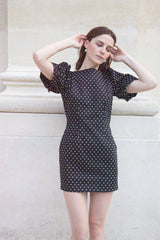 MAISON O PARIS Polkadot Kleid, Puffärmel, Schwarz/Weiß, Kurzes Kleid, Pünktchen Muster, Damenkleider, Sommerkleider, Voluminöse Ärmel, Damenmode, Ethical fashion, Fair fashion, Eco-fashion, Organic, Vegane Mode, Fair trade, Made in Europe, Zero waste design - Shop now - the wearness online-shop - ETHICAL & SUSTAINABLE LUXURY FASHION