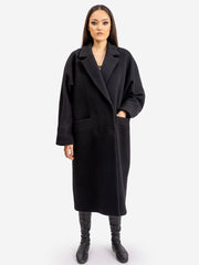 HELENE GALWAS Oversized Mantel, Schwarz, Fair, Women, Sustainable Fashion, Nachhaltige Damenmode, Nachhaltigkeit, Fair trade, Made in Europe, Organic, Eco-Fashion, Handmade, Eco-friendly Fashion, Fair fashion - Shop now - the wearness online-shop - ETHICAL & SUSTAINABLE LUXURY FASHION