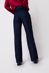 MAISON O PARIS Nachhaltige Jeans, High-waisted Denim, Blaue Jeans, Damenjeans, Damenhosen, Damenmode, Ethical fashion, Fair fashion, Eco-fashion, Organic, Vegane Mode, Fair trade, Made in Europe, Zero waste design - Shop now - the wearness online-shop - ETHICAL & SUSTAINABLE LUXURY FASHION