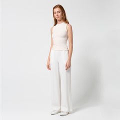 LIAPURE Fließende Hose mit weitem Bein in creme, Damenhose, Pants, Homewear, Loungewear, Nachhaltige Damenmode, Nachhaltige und Faire Mode online - the wearness online-shop