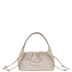 JÉROME STUDIO Handgemachte Ledertasche aus natürlich gegerbtem Kalbsleder in Beige, Geräumige Handtasche für jeden Tag, Damenhandtaschen, Elegante Lederhandtasche, Elegant and spacious shoulder bag made from vegetable tanned leather in beige, Minimalistische Handtaschen, Bags, Handbags, Handcrafted in Germany, Eco-friendly, Handcrafted leather bags, Natural tanned leather, Organic - Shop now - the wearness online-shop - ETHICAL & SUSTAINABLE LUXURY FASHION