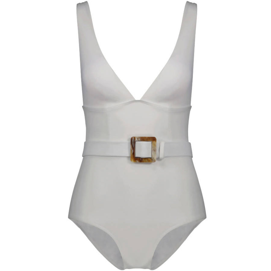 MARE SWITZERLAND Retro Badeanzug mit integriertem Gürtel in Weiß, Badeanzug mit tiefem V-Ausschnitt, Taillierter Badeanzug, Swimsuit in white, Belted swimsuit, Damen Bademode, Econyl Badeanzug, Eco-friendly, Ethical fashion, Sustainable fashion, Sustainable Swimwear, Nachhaltige Bademode, Handmade, Handcrafted, Zero waste, Beachwear, Made in Europe - SHOP NOW - the wearness online-shop - ETHICAL & SUSTAINABLE FASHION