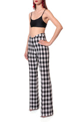 AGGI Karierte Schlaghose, Hose mit weitem Bein, High-waisted pants, Flared pants, Sustainable fashion, Nachhaltige Mode, Womenswear, Damenmode, Fair fashion, Fair trade, Zero waste, Made in Europe, Handmade, Handcrafted, Ecofashion, Eco-friendly - shop now - the wearness online shop - ETHICAL LUXURY FASHION